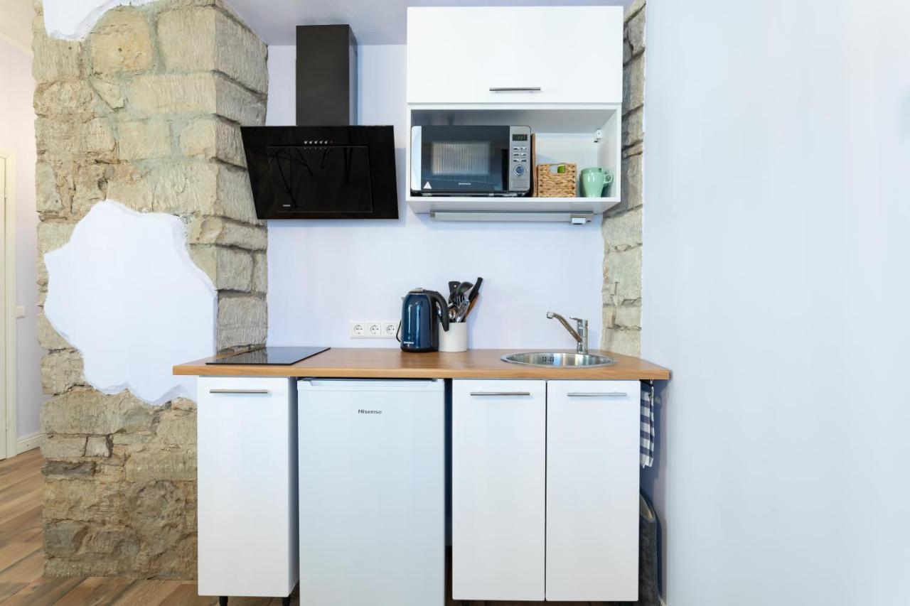 Suedalinna Apartment กูรัซซาเร ภายนอก รูปภาพ