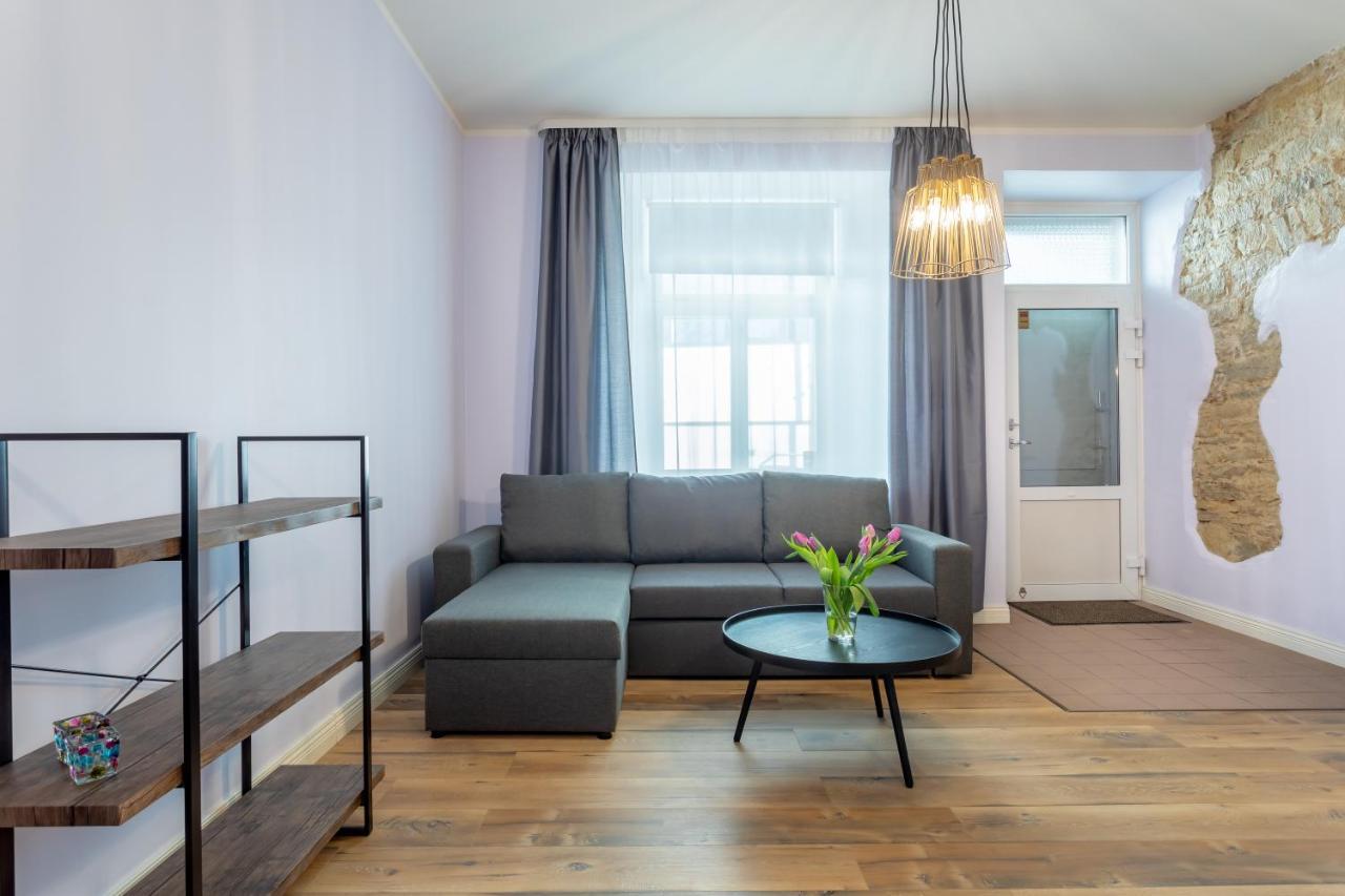 Suedalinna Apartment กูรัซซาเร ภายนอก รูปภาพ